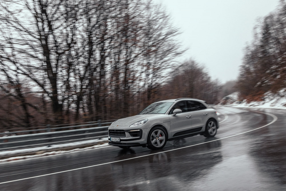 2024 Porsche Macan S